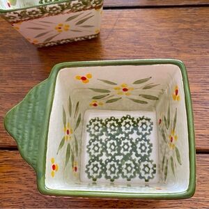 4 Square Temp-tations by Tara, Old World Ramekins. Triangle Handle. Like new.